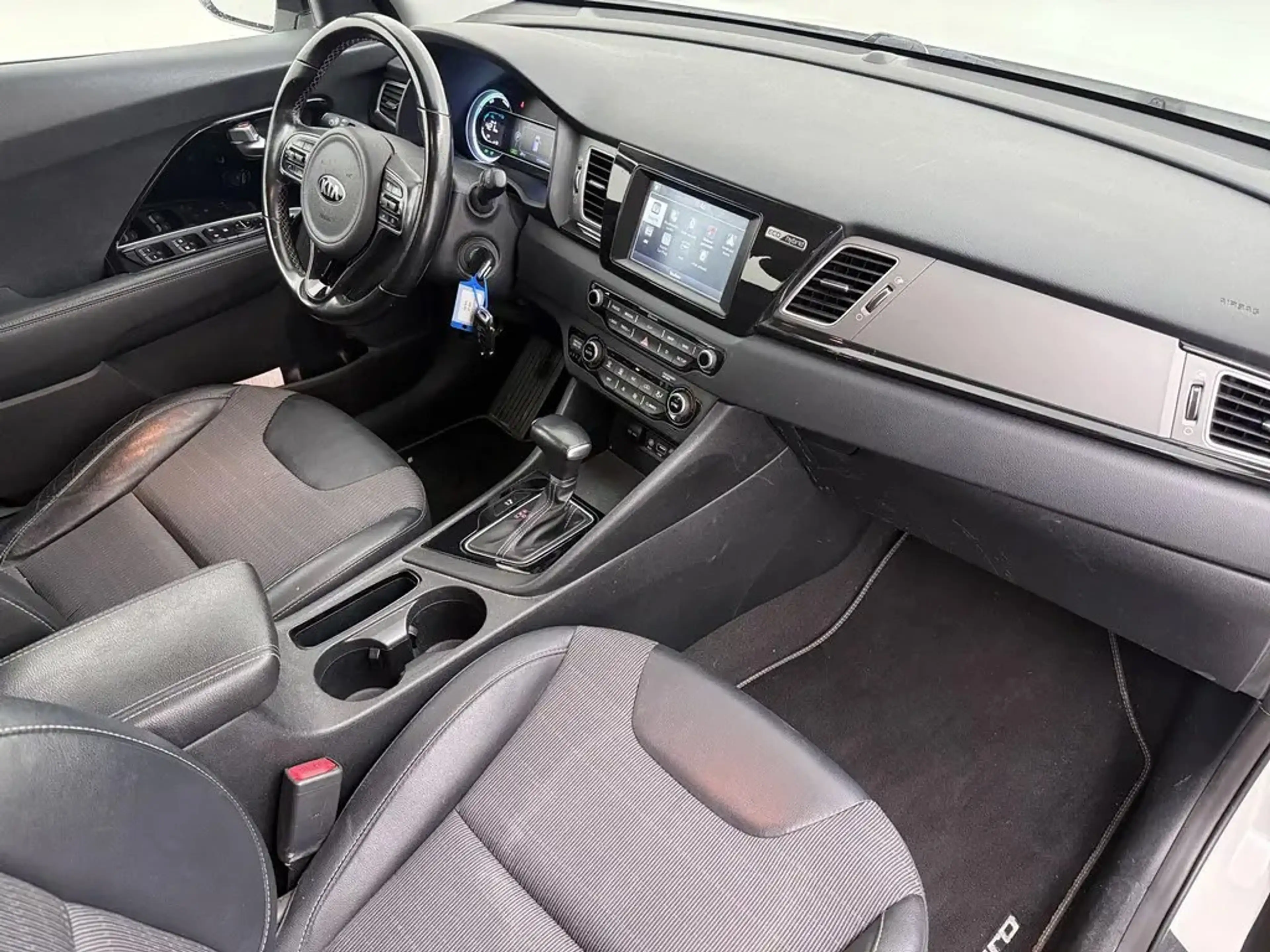 Kia Niro 1.6 GDi Hybrid DynamicLine | Trekhaak | Camera | C — photo 3