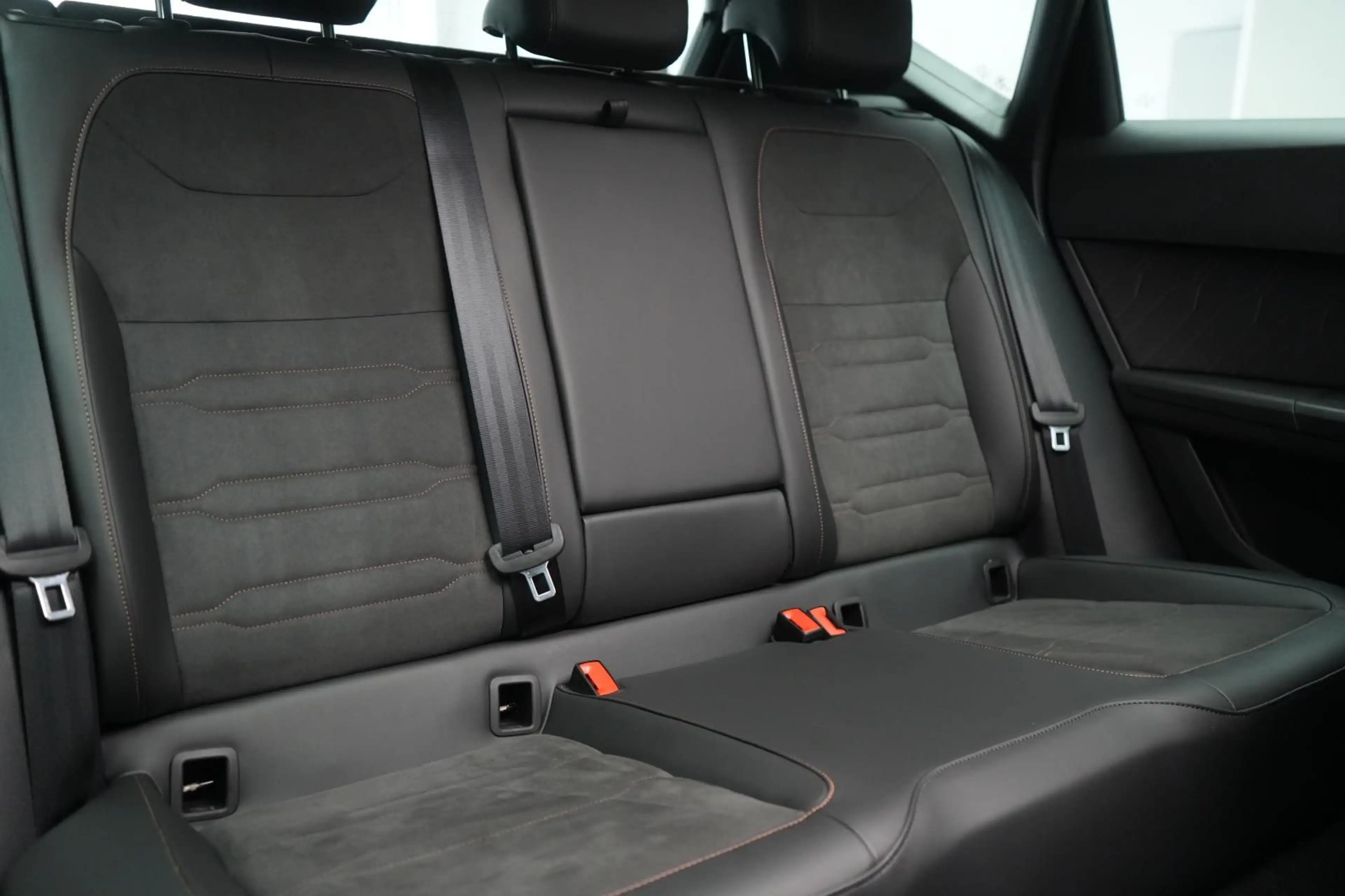 CUPRA Ateca 2.0 TSI 4Drive DSG ACC/360Kamera/Pano/Beat — photo 11