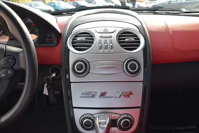 Mercedes-Benz SLR McLaren *Leder Exclusiv rot* Ansicht 9