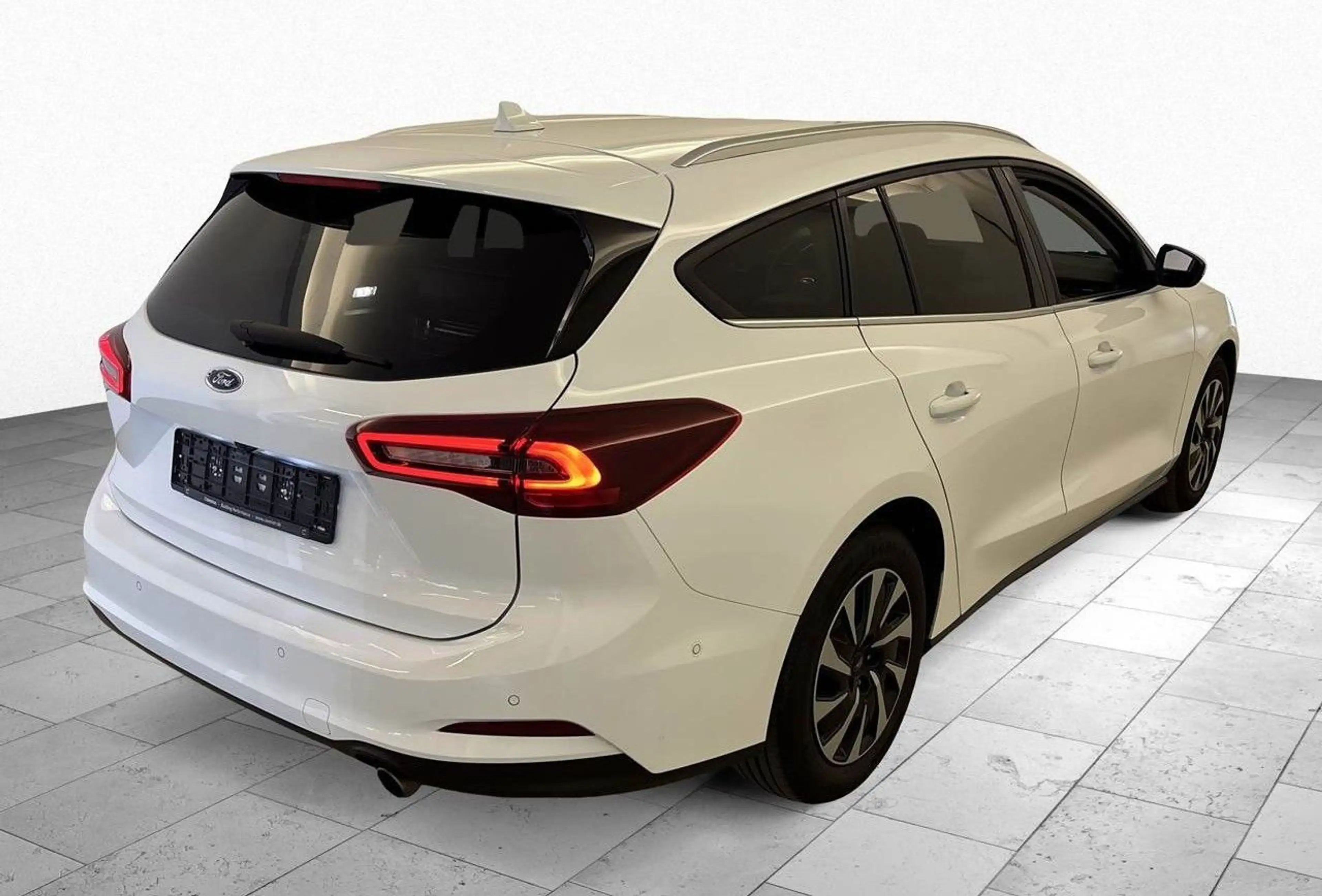 Ford Focus Titanium AHK*Kamera*LED*NaviGroß*LM*DAB — photo 3