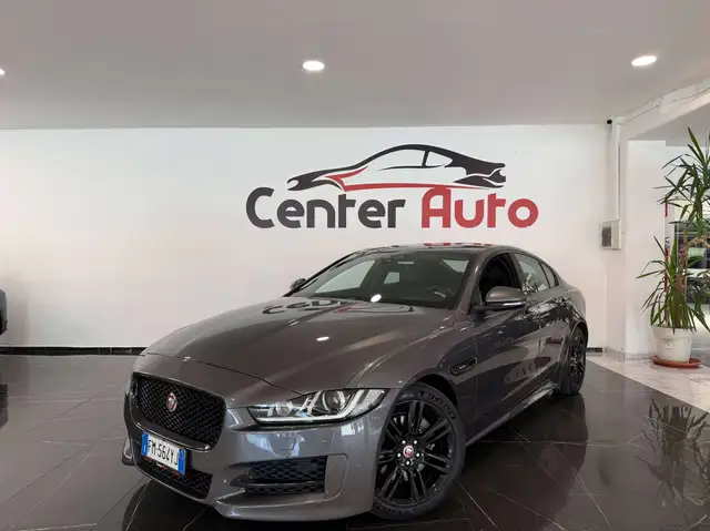 Jaguar XE XE 2.0d i4 R-Sport 180cv auto my18
