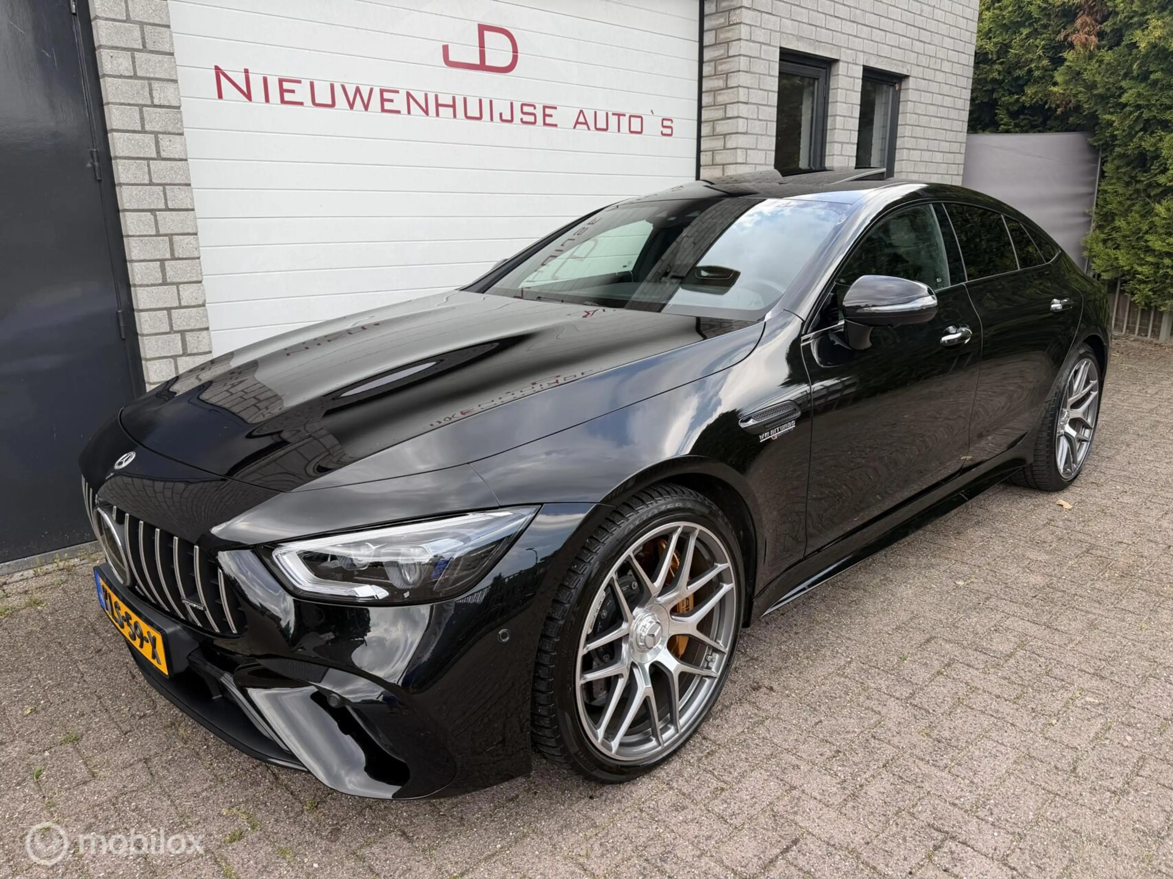 Mercedes-Benz AMG GT 4-Door Coupe AMG 63 S E Performance Premium+