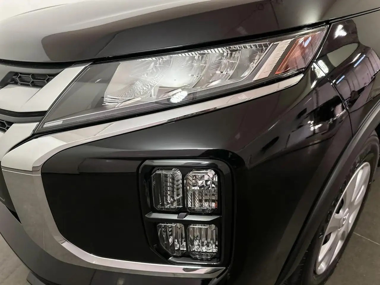 Mitsubishi RVR снимка Mitsubishi RVR