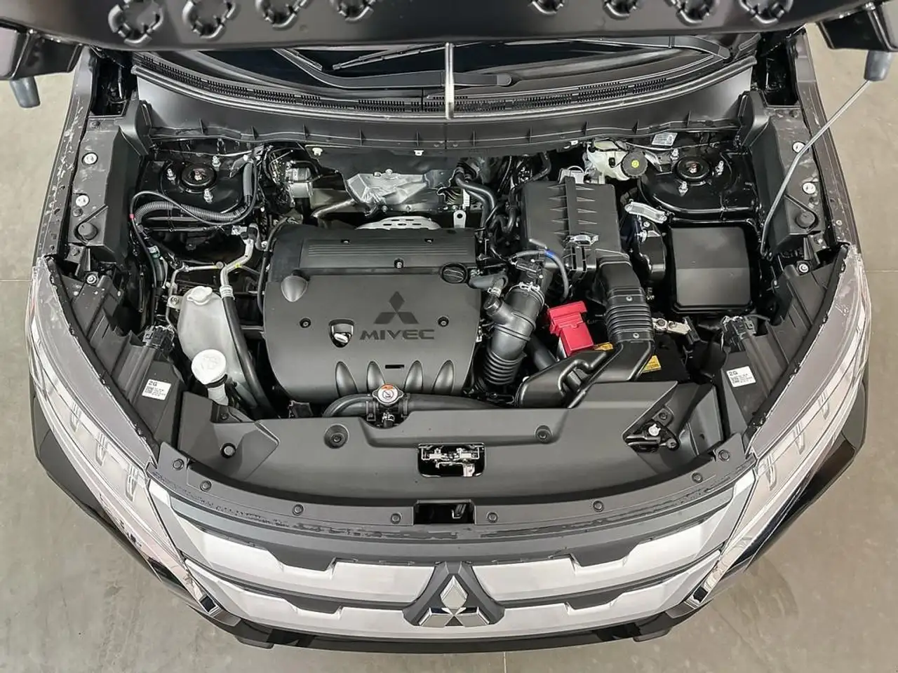 Mitsubishi RVR снимка Mitsubishi RVR