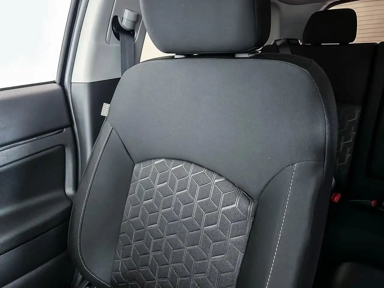 Mitsubishi RVR снимка Mitsubishi RVR