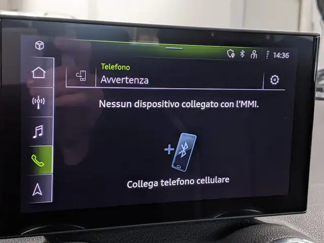 Audi Q2 view 13