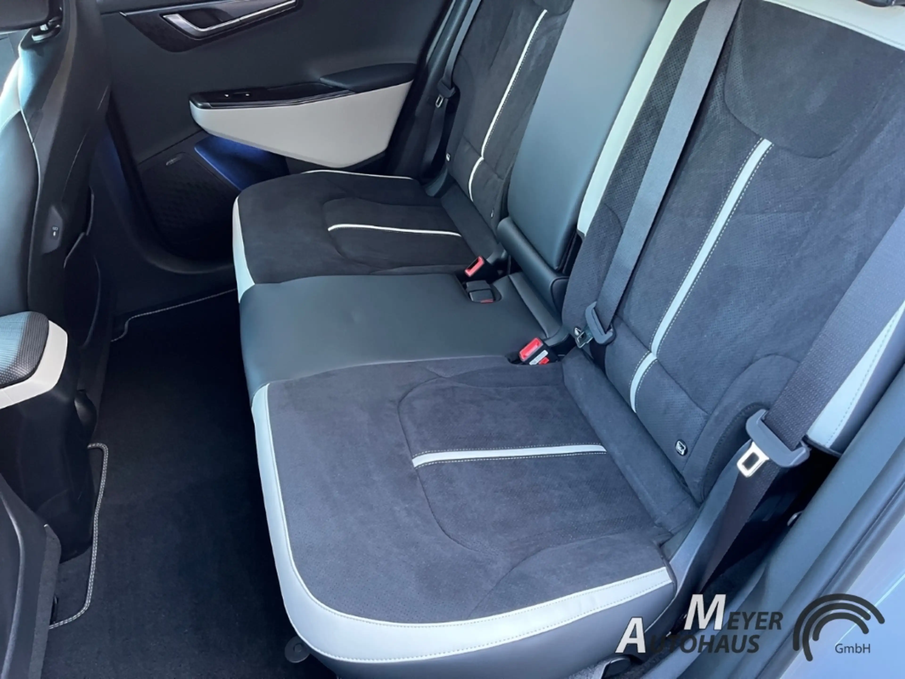 Kia EV6 GTL MY25 84 Kwh+Glasdach+Technologie+Sound+Design — photo 8