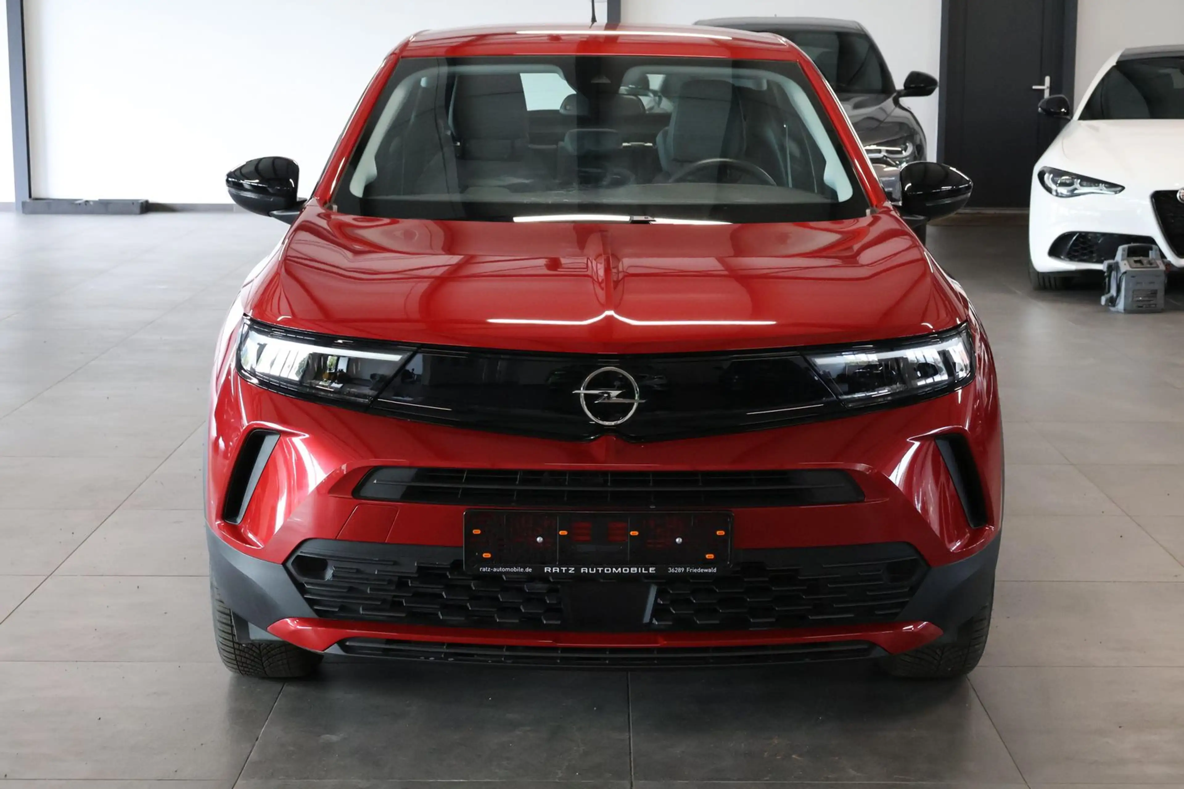 Opel Mokka-E Elegance LED+KAM+WINTER+KEYLESS+CARPLAY+ — photo 2