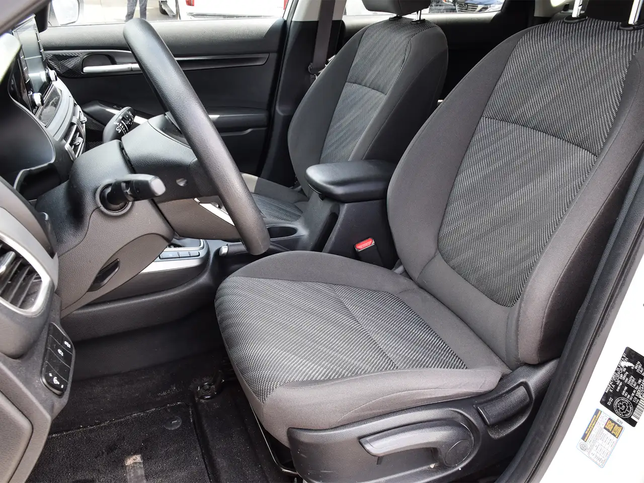 Kia Seltos снимка Kia Seltos