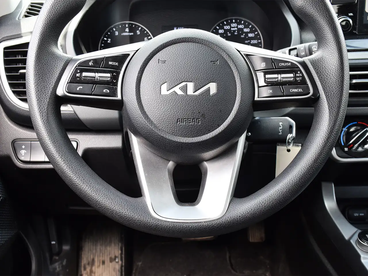 Kia Seltos снимка Kia Seltos