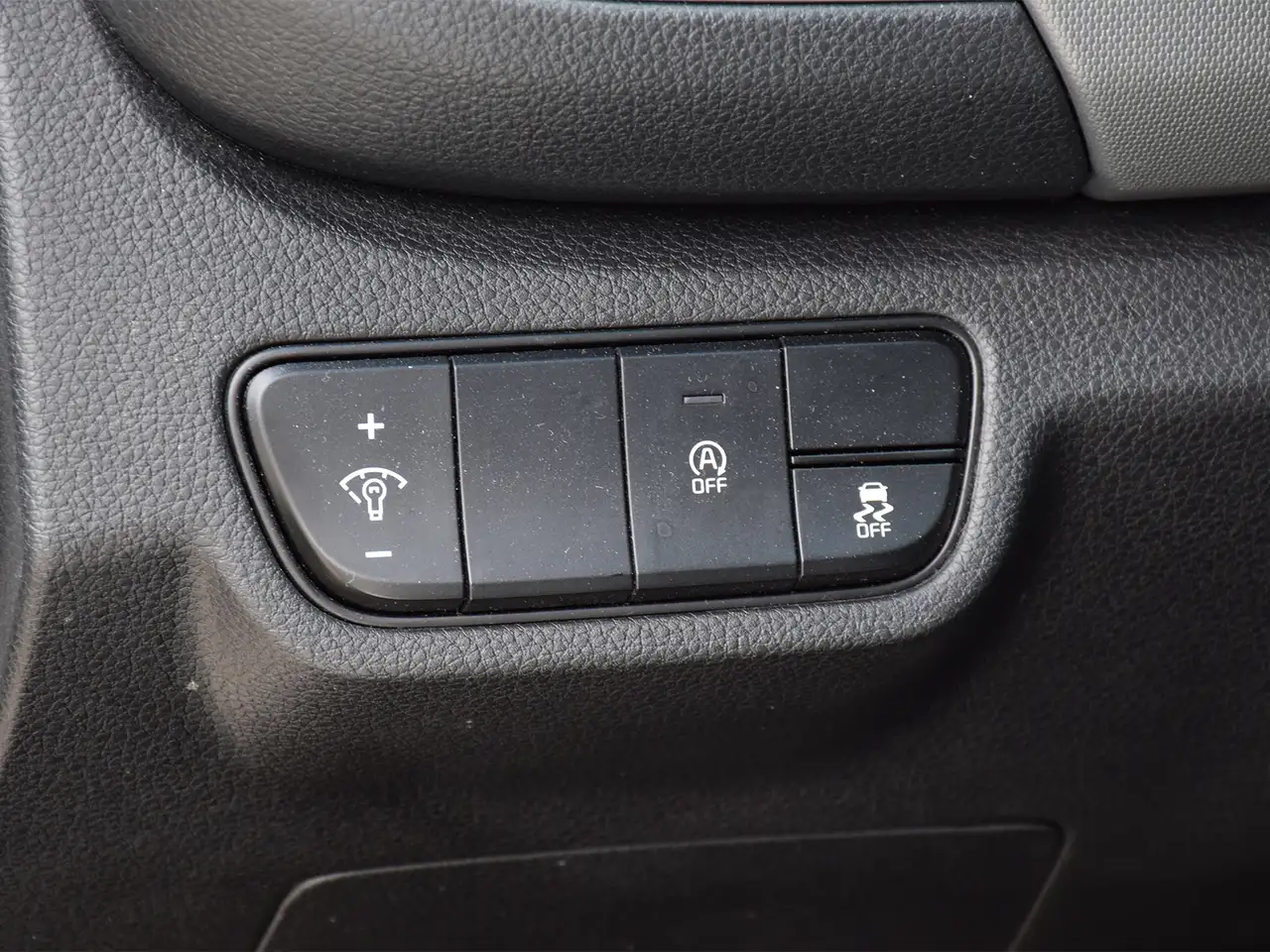 Kia Seltos снимка Kia Seltos