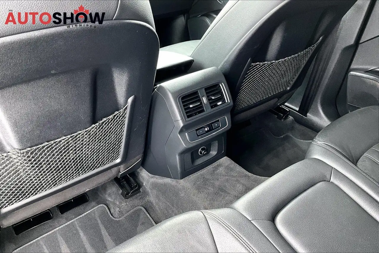 Audi Q5 снимка Audi Q5