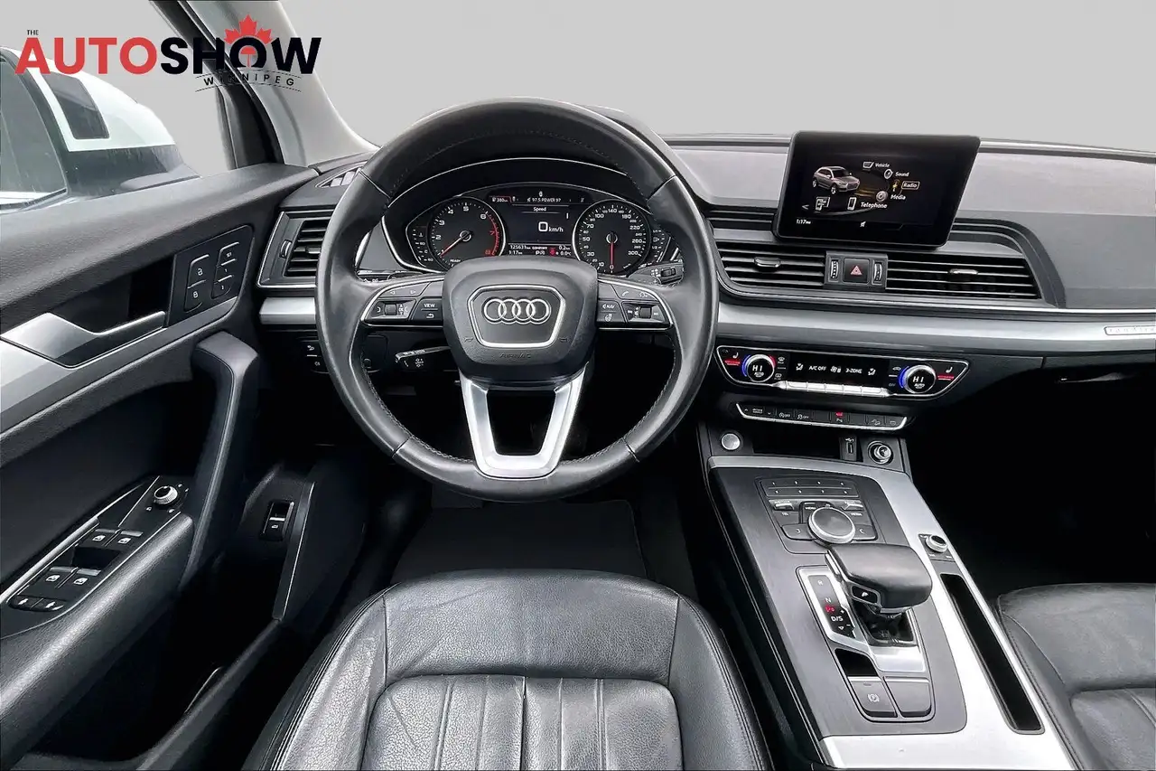 Audi Q5 снимка Audi Q5