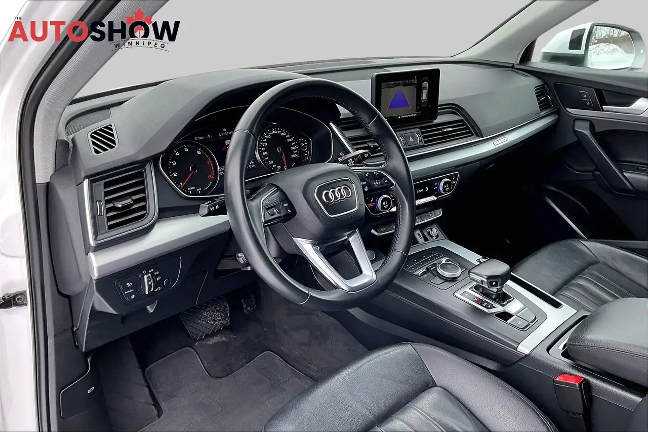 Audi Q5 снимка Audi Q5