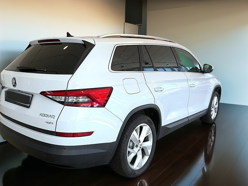 Skoda Kodiaq 2.0 PRIME 4x4 Aut Leder/Navi/Pano/LED/Ahk — photo 11