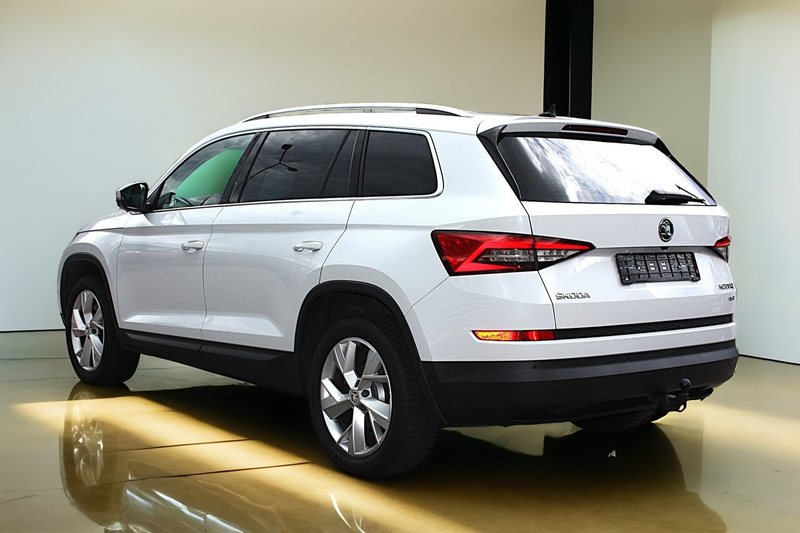 Skoda Kodiaq 2.0 PRIME 4x4 Aut Leder/Navi/Pano/LED/Ahk — photo 8