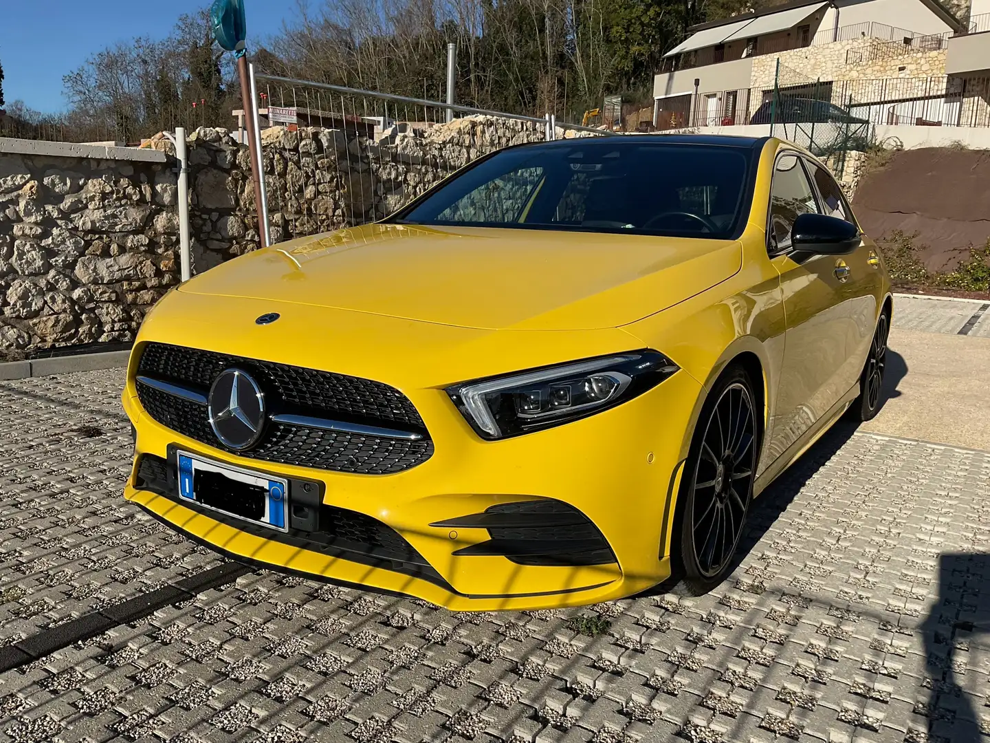 Mercedes-Benz 220 A220D PREMIUM Jaune - 2