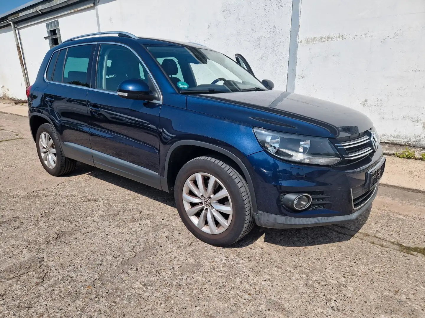 Volkswagen Tiguan Sport & Style BMT Blau - 2