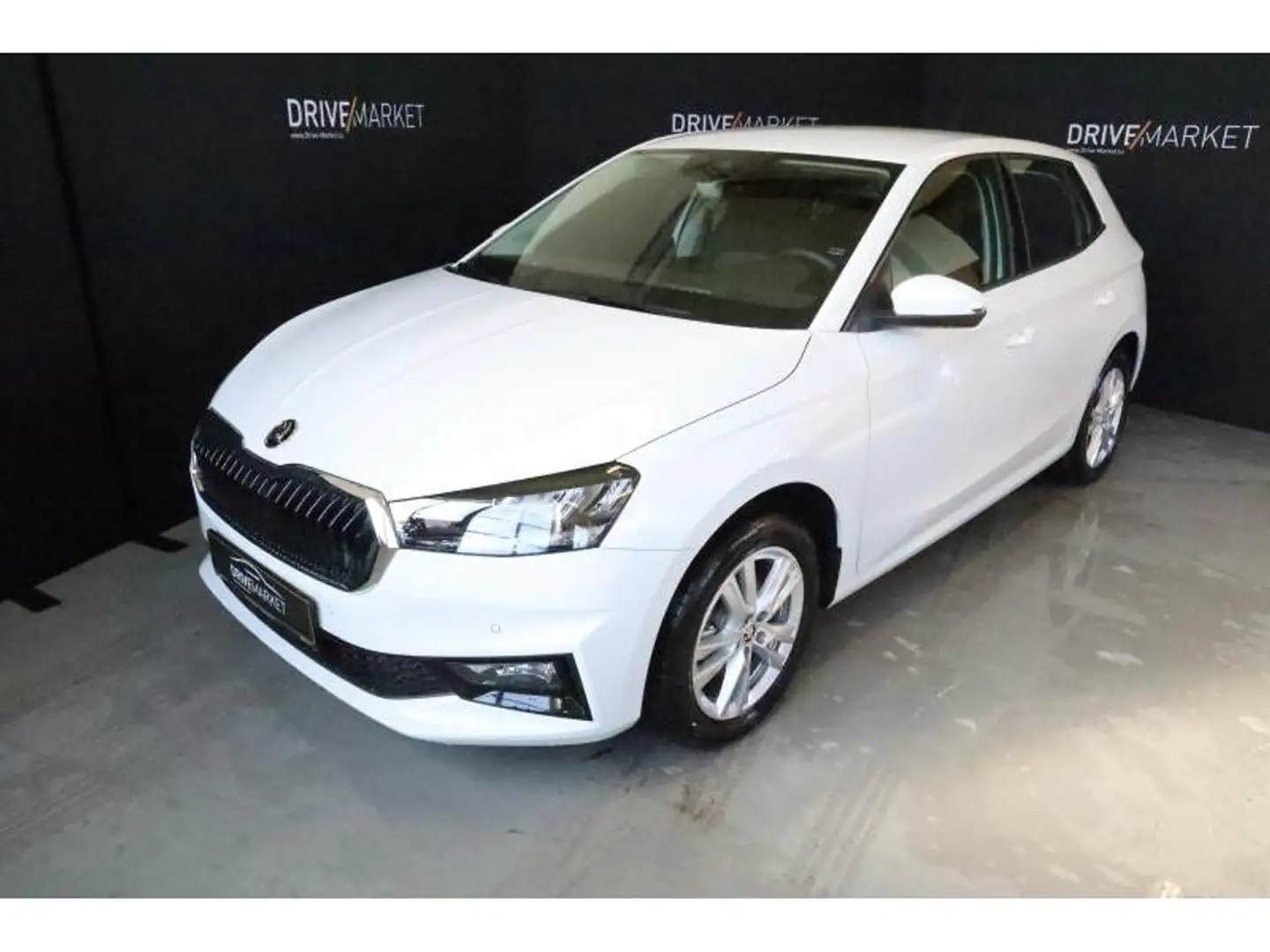Skoda Fabia Selection Blanc - 1