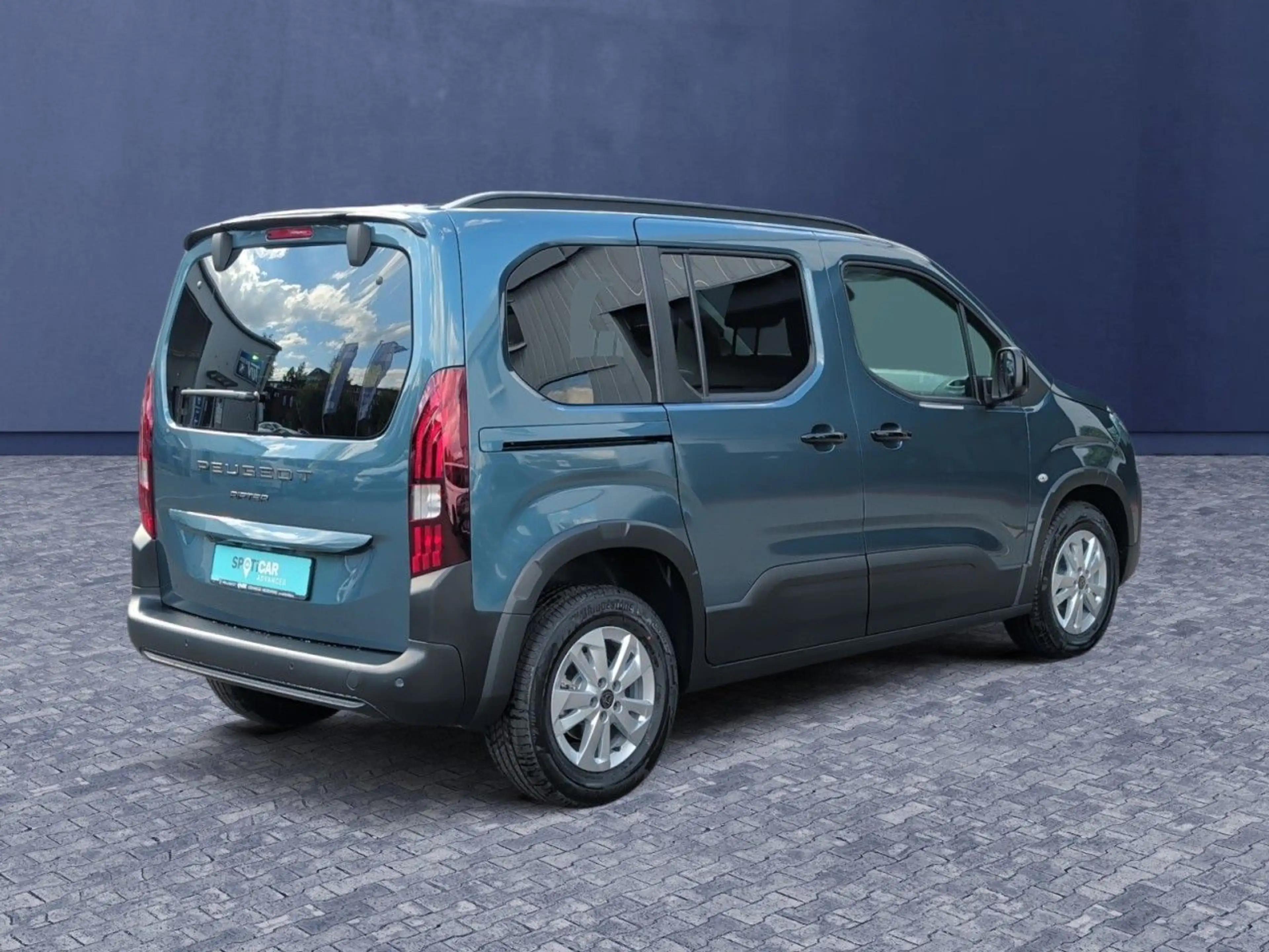 Peugeot Rifter Allure L1 110 PT Kamera+ParkPilot+LED — photo 7