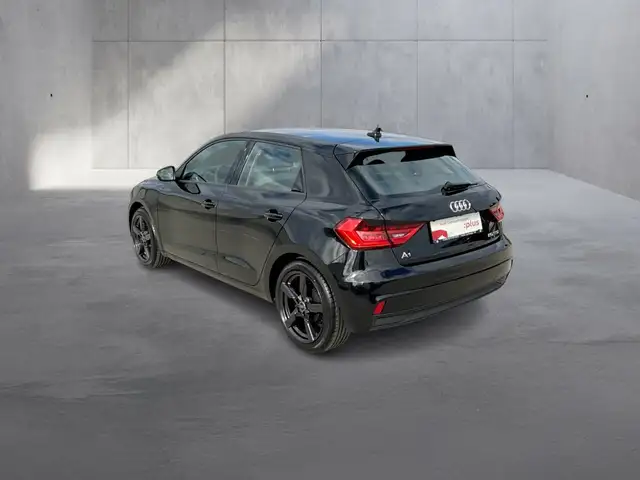 Audi A1 view 3