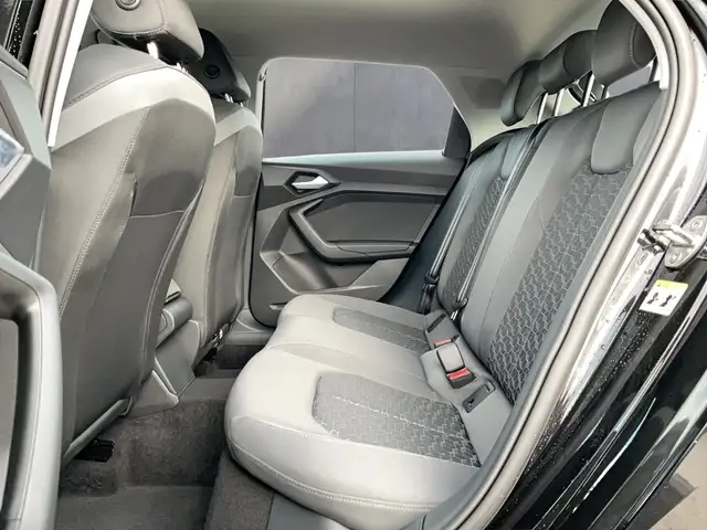 Audi A1 view 9