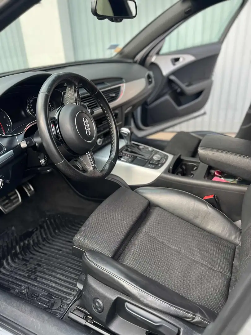 Audi A6 Avant 3.0 TDI DPF multitronic S-line Quattro - 2