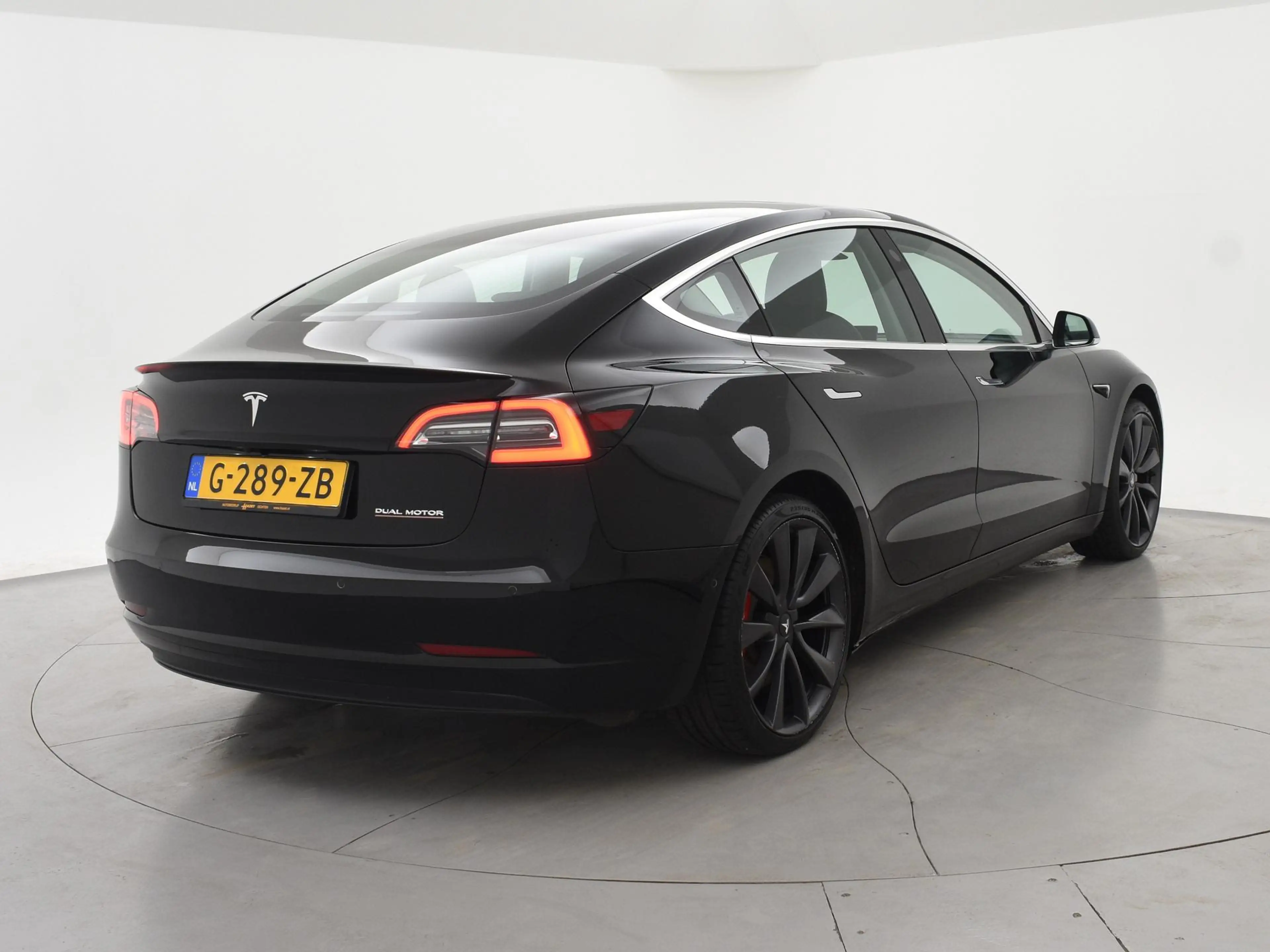 Tesla Model 3 PERFORMANCE 462 PK AWD 75 KWH ORIG. NL + 20 INCH | — photo 2