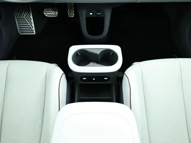 Hyundai IONIQ 5 view 13