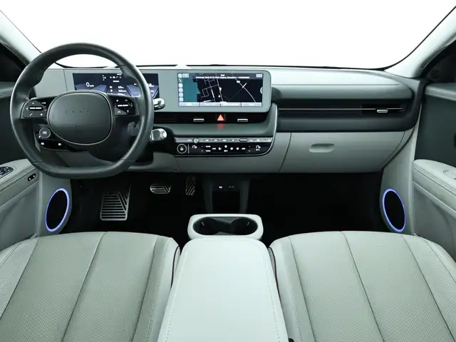 Hyundai IONIQ 5 view 9