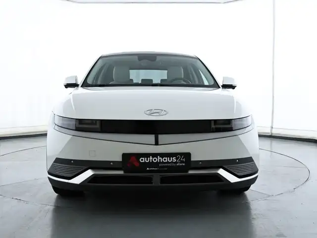 Hyundai IONIQ 5 view 2