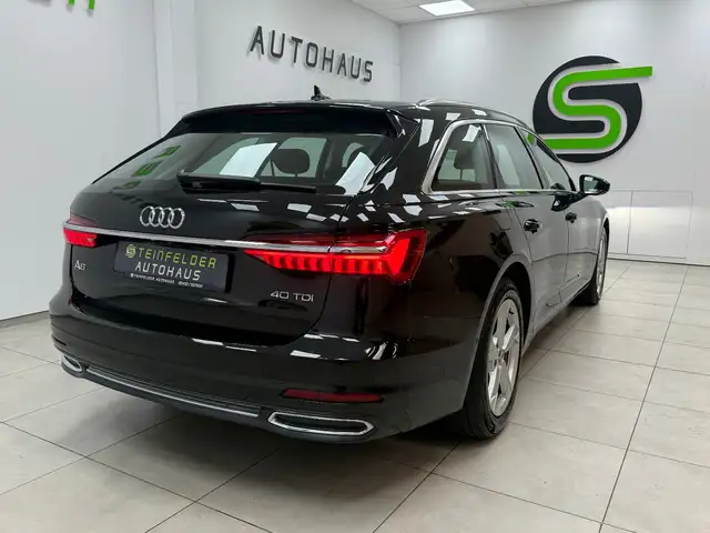 Audi A6 Avant view 7