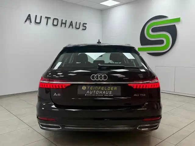 Audi A6 Avant view 6