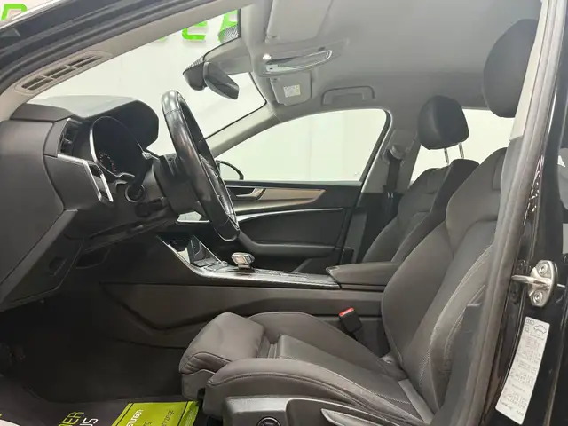 Audi A6 Avant view 9