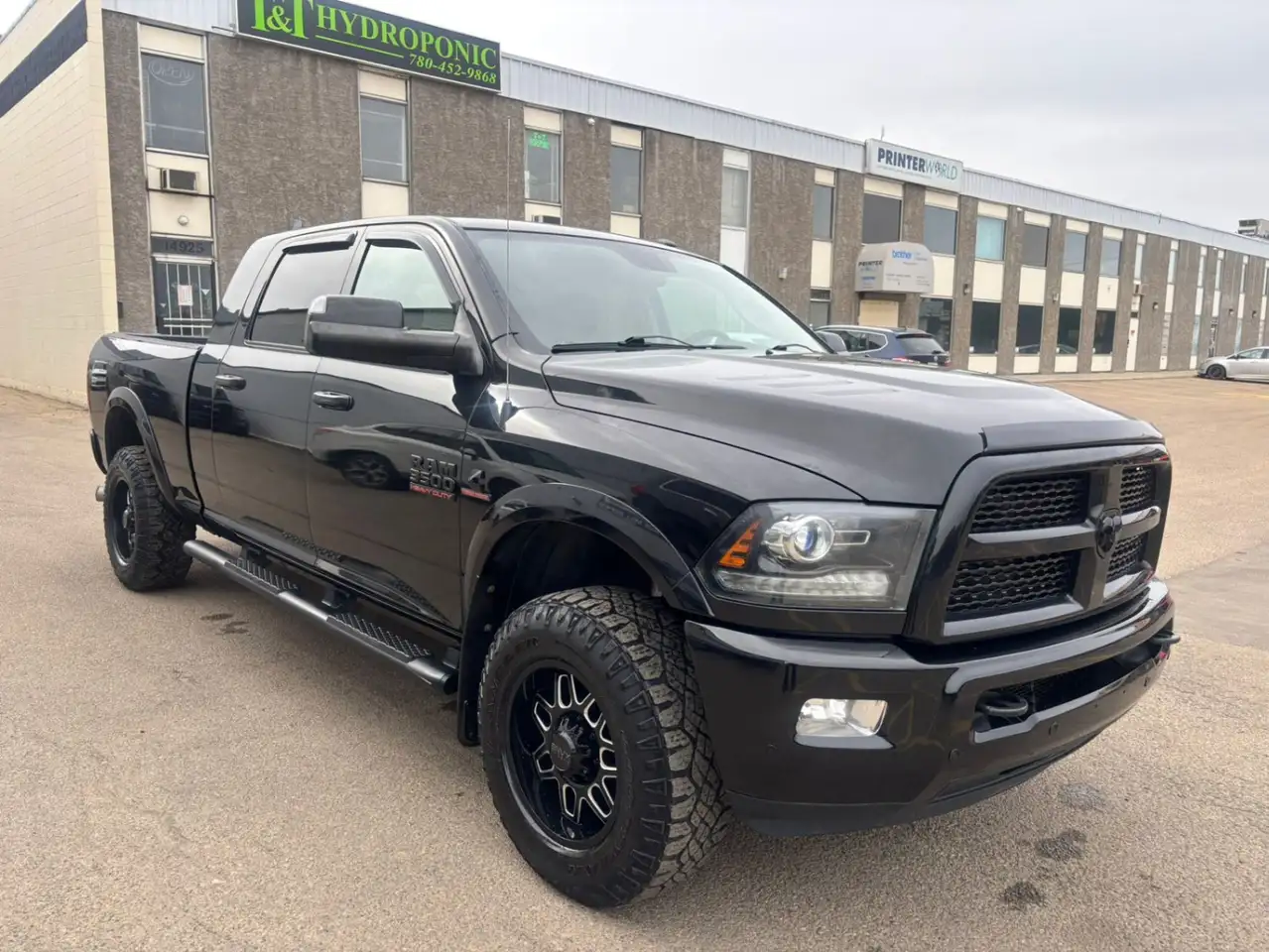 RAM 3500 снимка RAM 3500