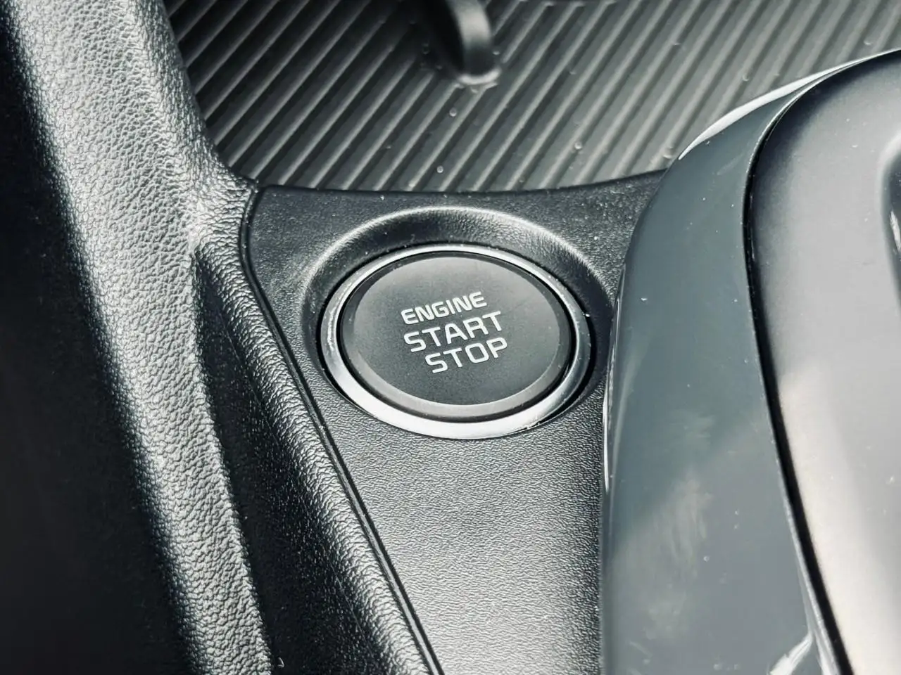 Kia K4 снимка Kia K4