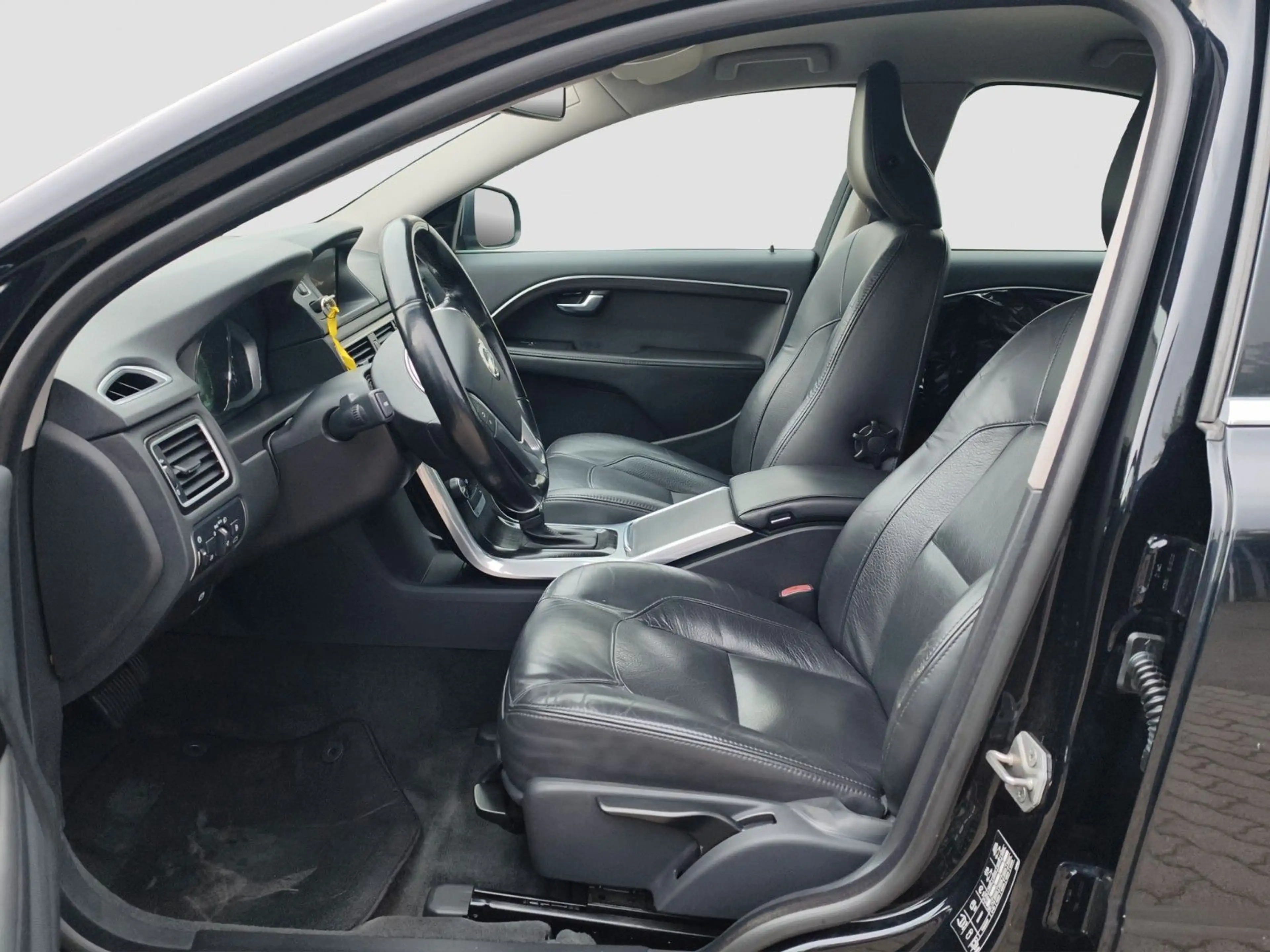 Volvo S80 D5 Momentum — photo 9