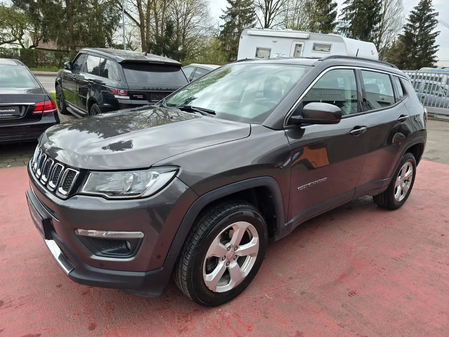 Jeep Compass Longitude 4WD Grau - 2