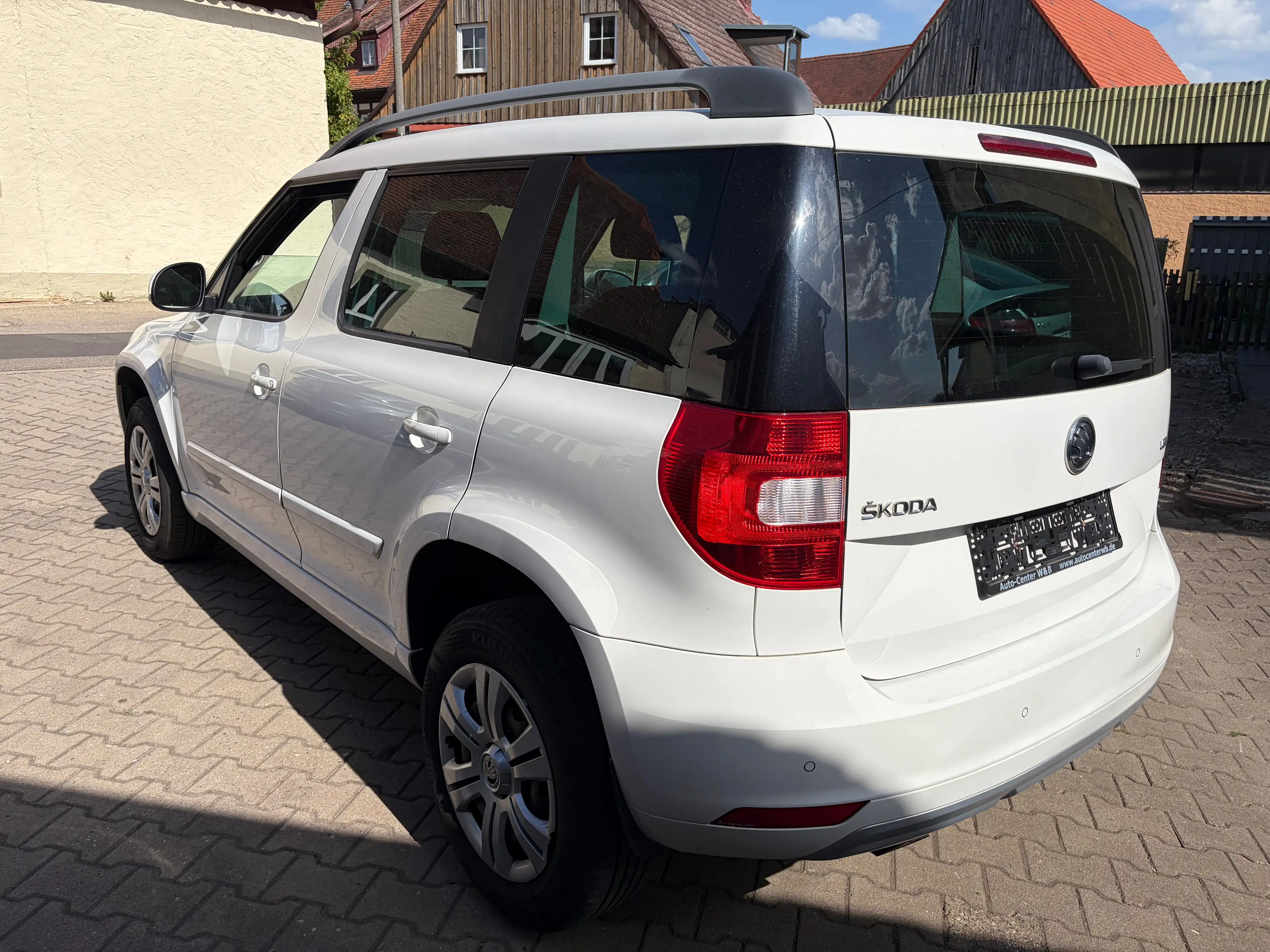 Skoda Yeti Yeti 1.2 TSI Active — photo 7