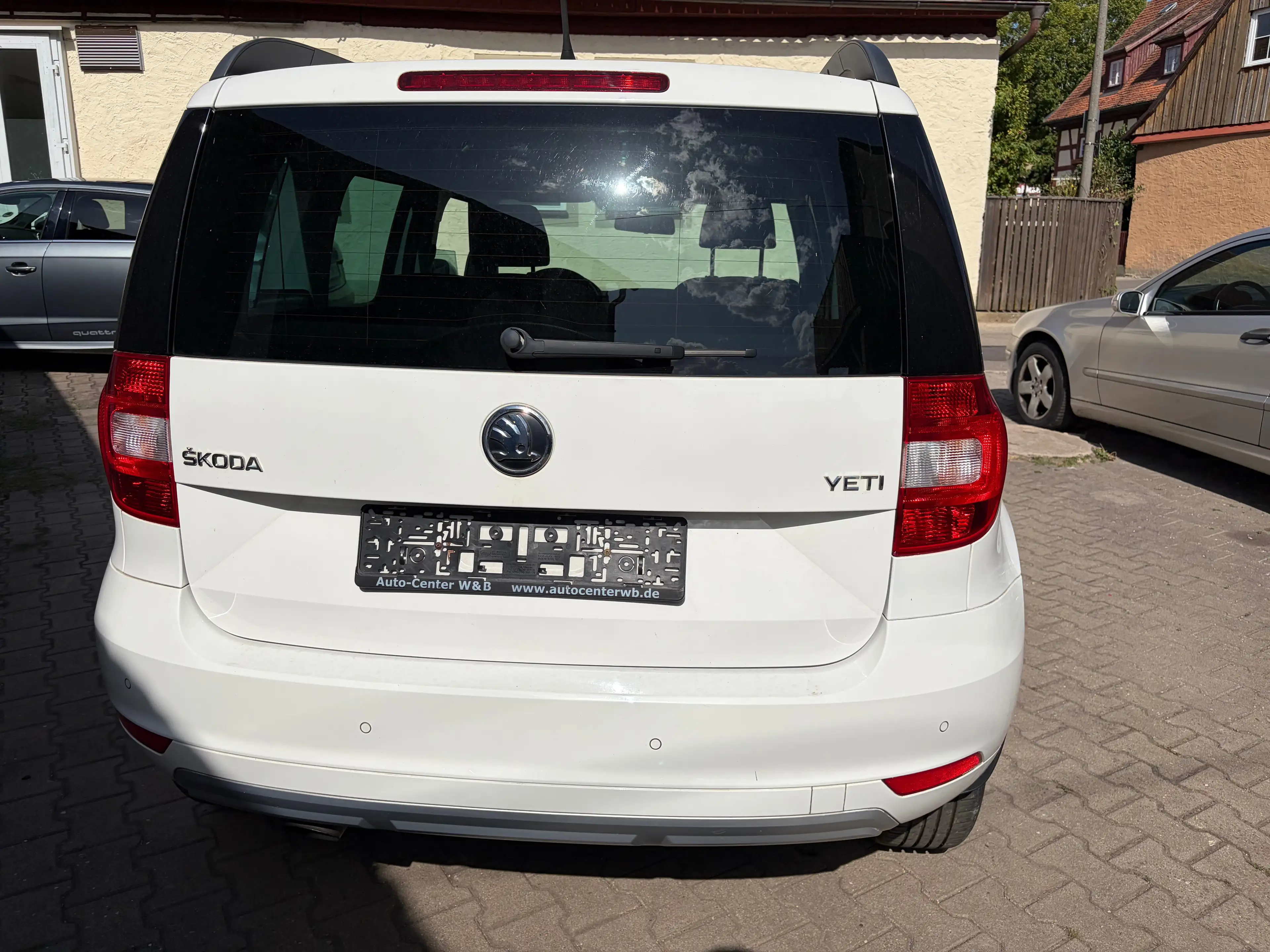 Skoda Yeti Yeti 1.2 TSI Active — photo 6