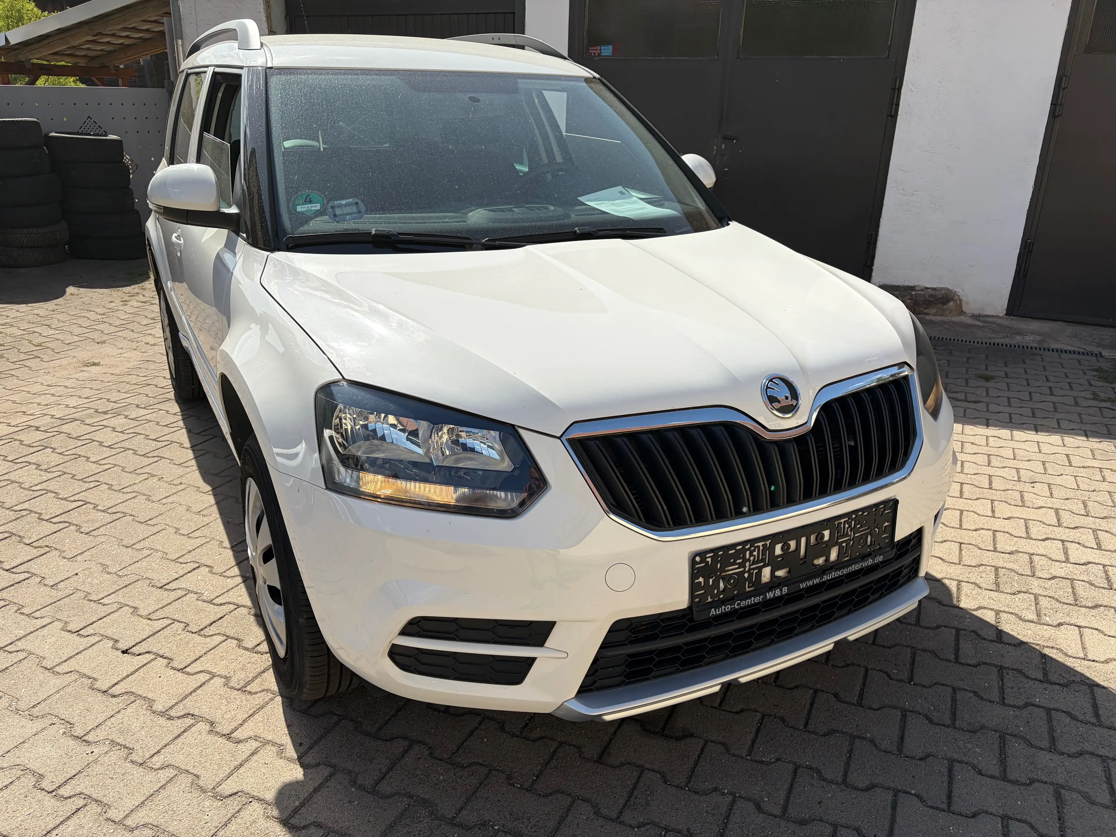 Skoda Yeti Yeti 1.2 TSI Active — photo 3