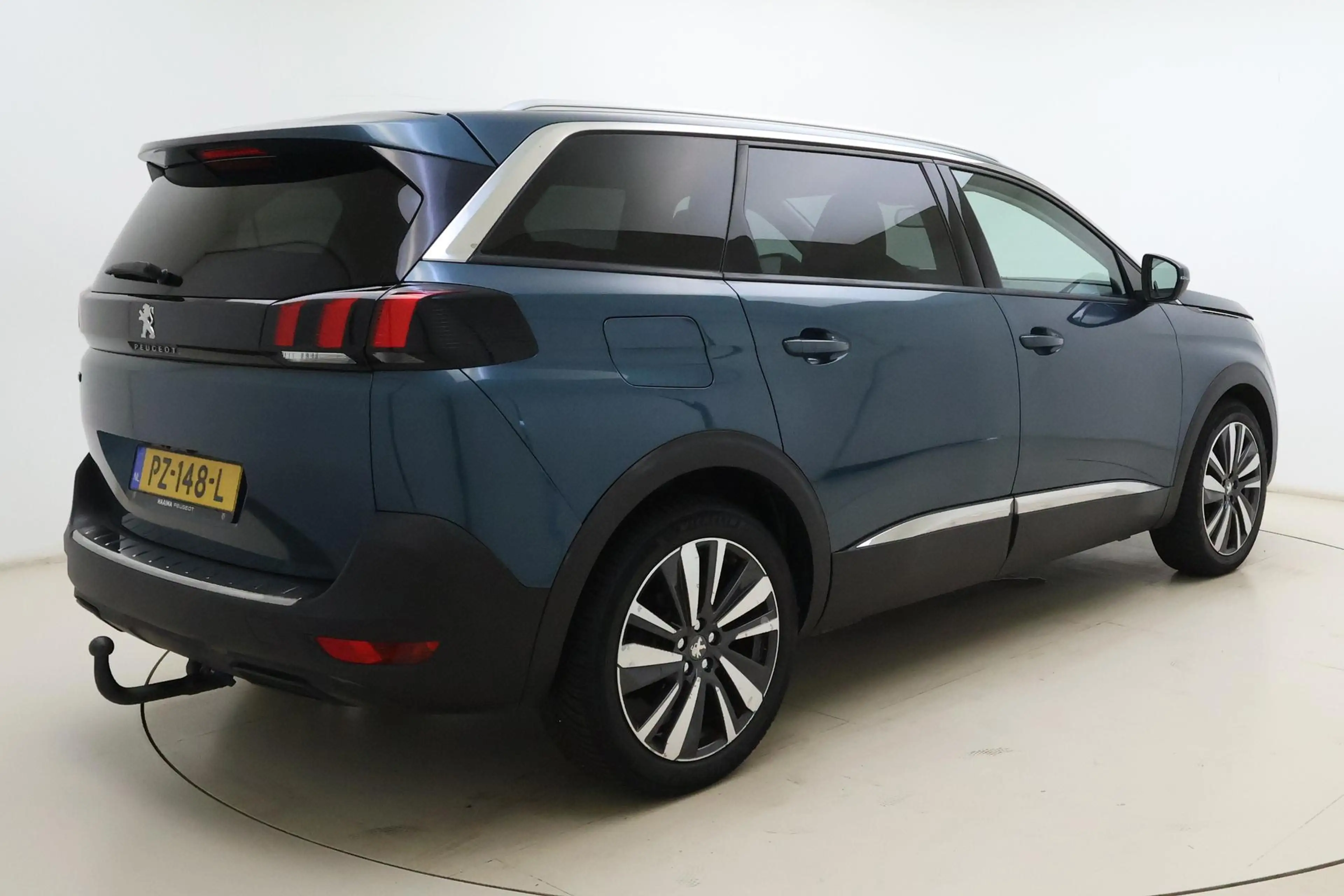 Peugeot 5008 1.2 PureTech 130pk Allure 7-Persoons | Navigatie | — photo 2