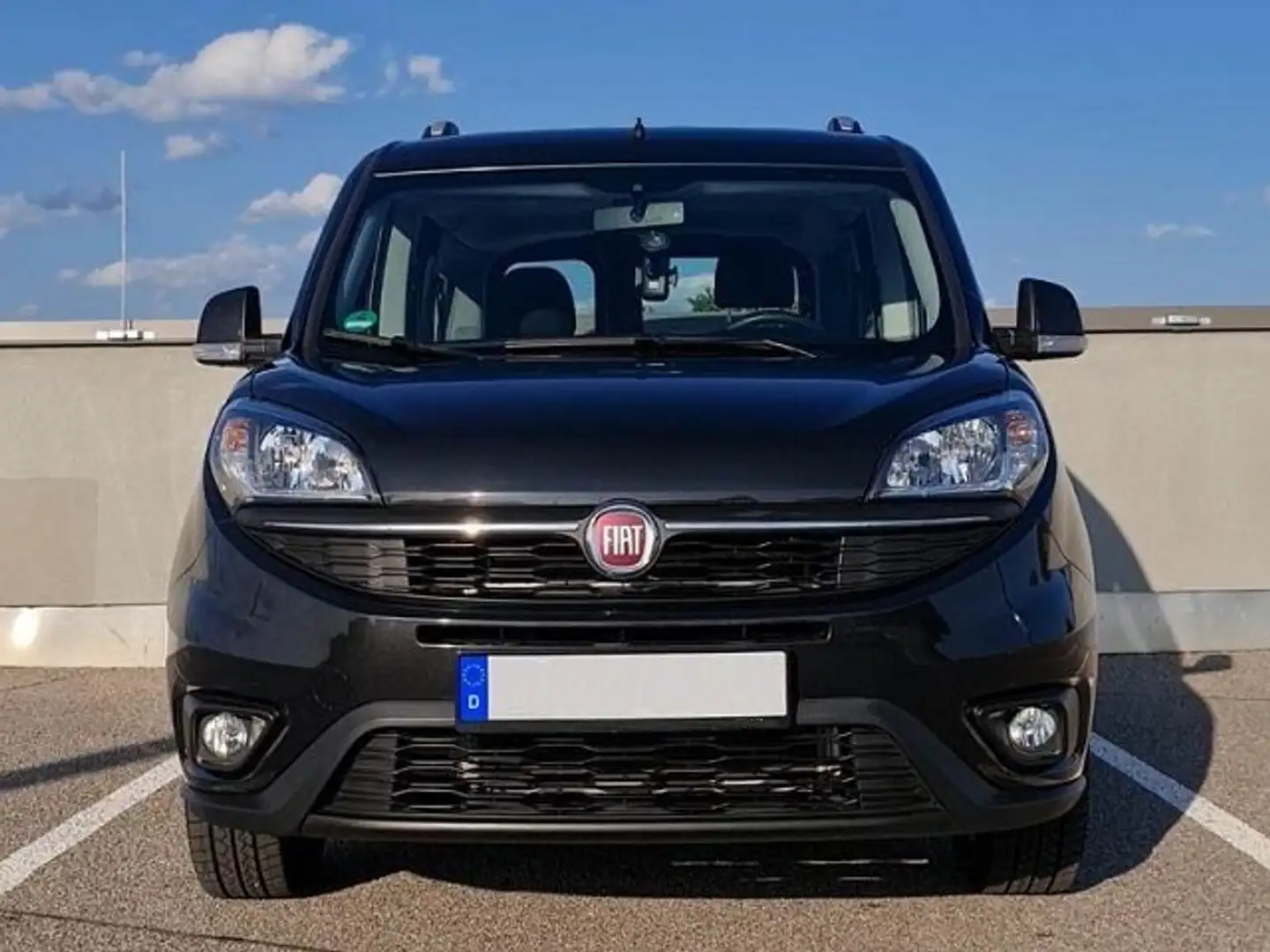 Fiat Doblo Doblo Cargo 1,4 SX Schwarz - 2