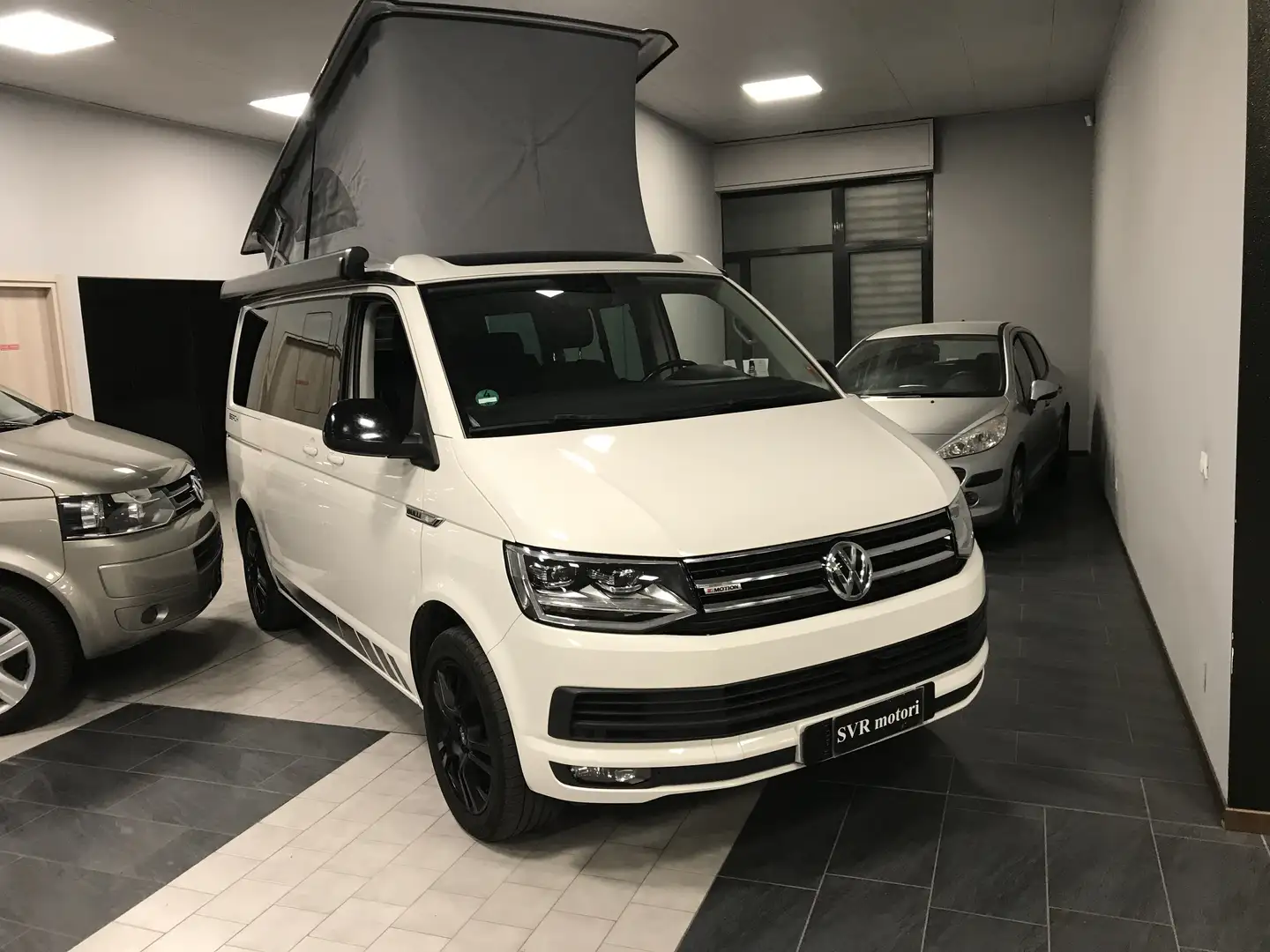Volkswagen T6 California 2.0 TDI Beach Edition 4motion Weiß - 1