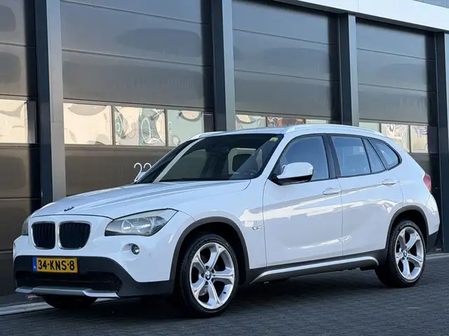 BMW X1 18d Executive Navi Clima PDC
