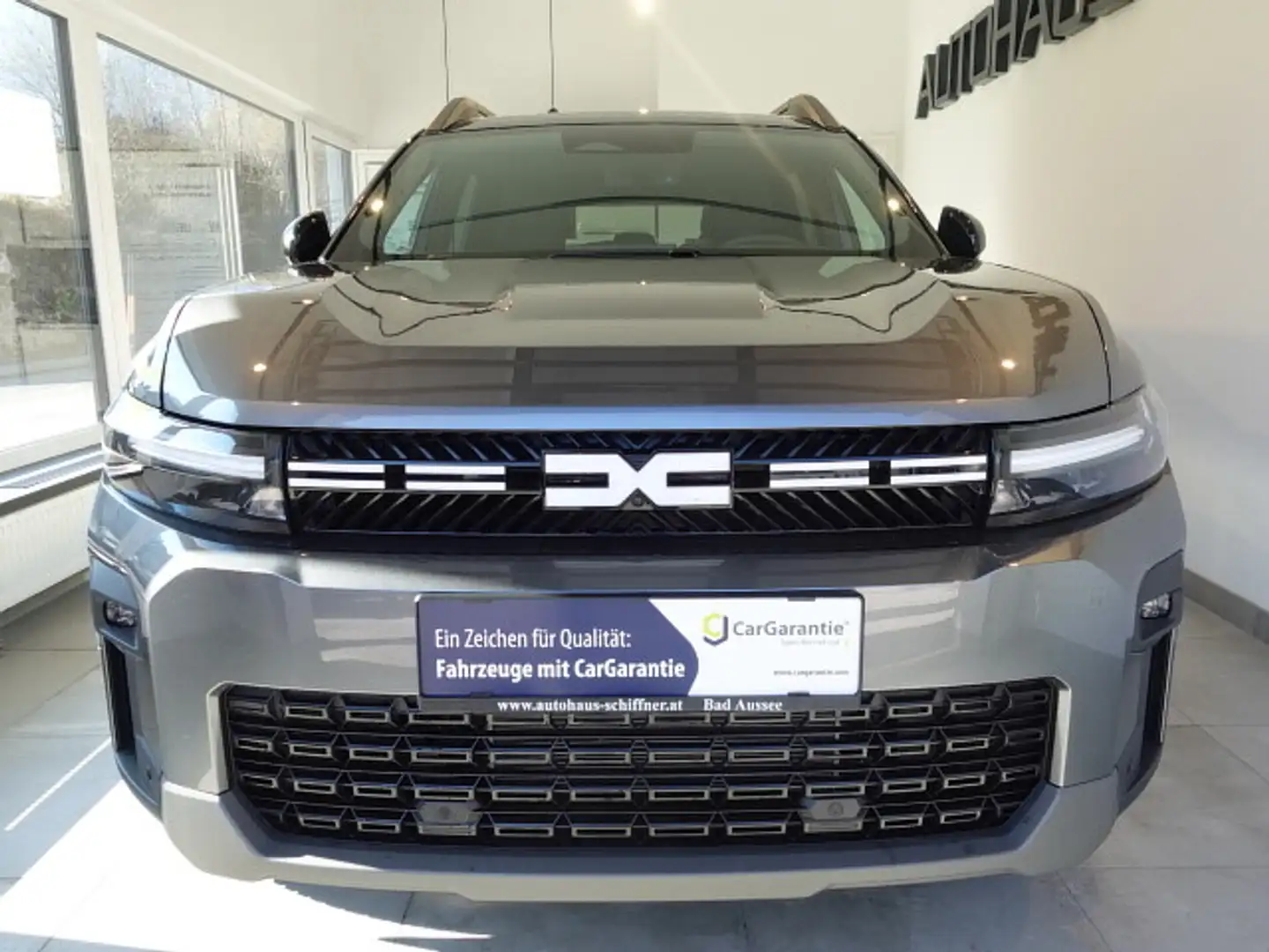 Dacia Bigster Journey Hybrid 155 Grau - 2