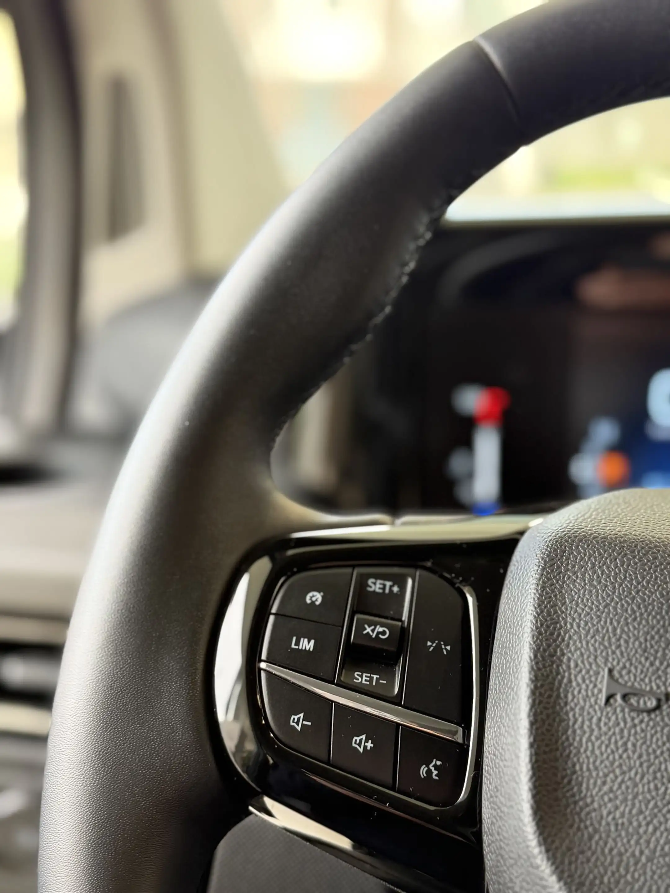Ford Tourneo Custom Titanium 320S 2.0 TDCi 170ch — photo 15