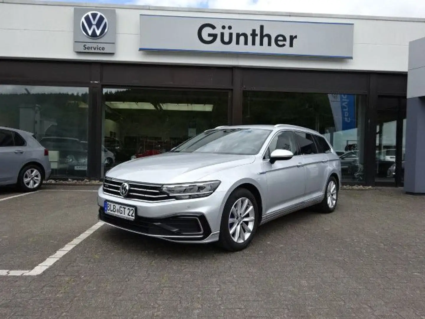 Volkswagen Passat Variant 1.4 TSI Hybrid GTE Klima Navi Zilver - 1