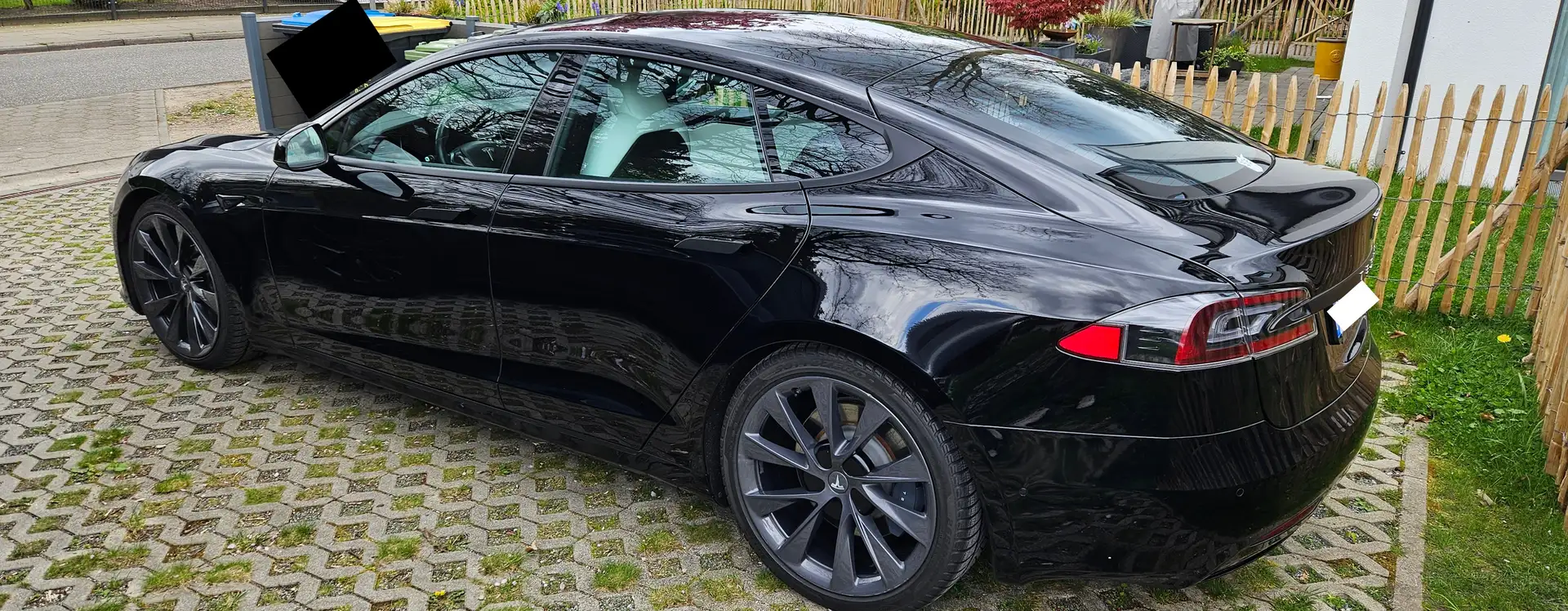 Tesla Model S Model S RAVEN Maximale Reichweite Černá - 2