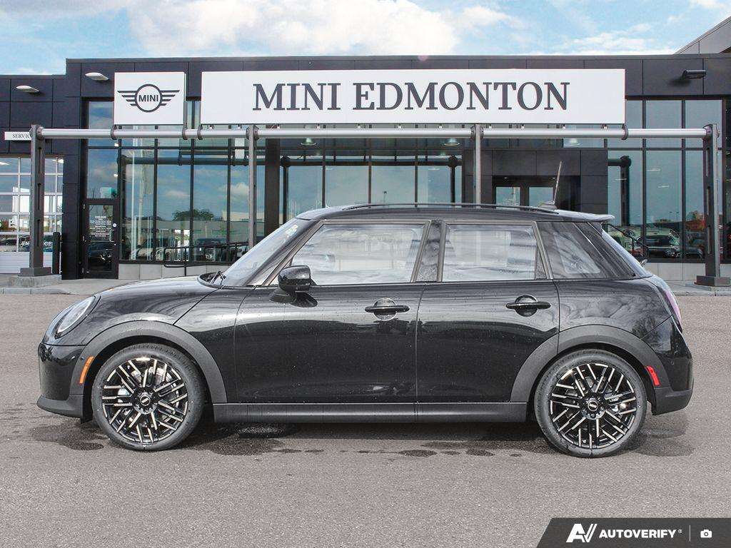 2027 MINI 5 Door